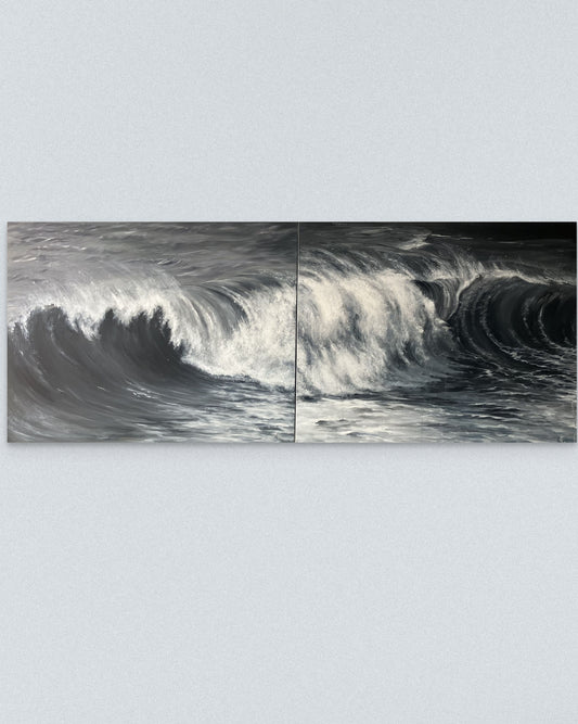 ,,Grėsmingai šėlstanti vandenyno banga 1 ir 2 ‘/ ,, Menacingly Surging Ocean Wave 1 & 2"